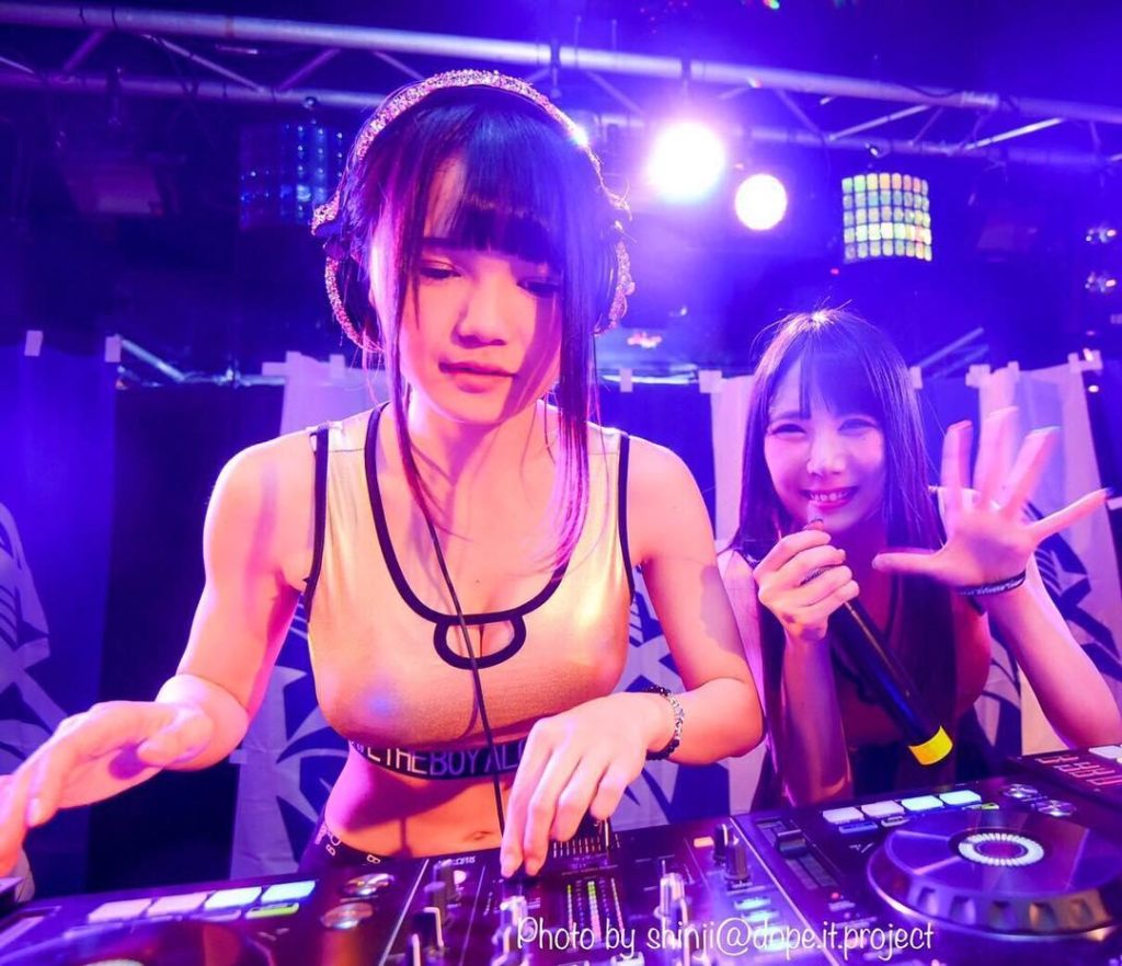 DJ Natsumi(末永菜津美)